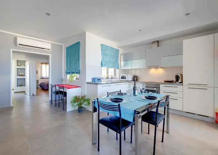 Perfect Location Idyllic 2Br Apartment